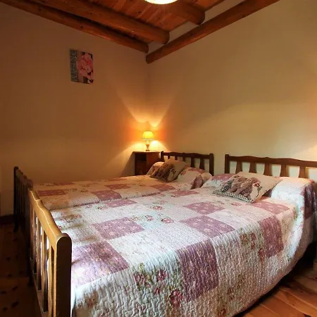 Holiday home Maison De Charme En Pierre Au Bord D'un Ruisseau, Proche D'un Bourg Medieval - Jardin Et Garage Inclus - Fr-1-582-151 Allegre