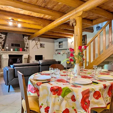 Maison De Charme En Pierre Au Bord D'un Ruisseau, Proche D'un Bourg Medieval - Jardin Et Garage Inclus - Fr-1-582-151 Prázdninový dům